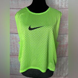 NWT Nike Adult Unisex Sports Top (L)